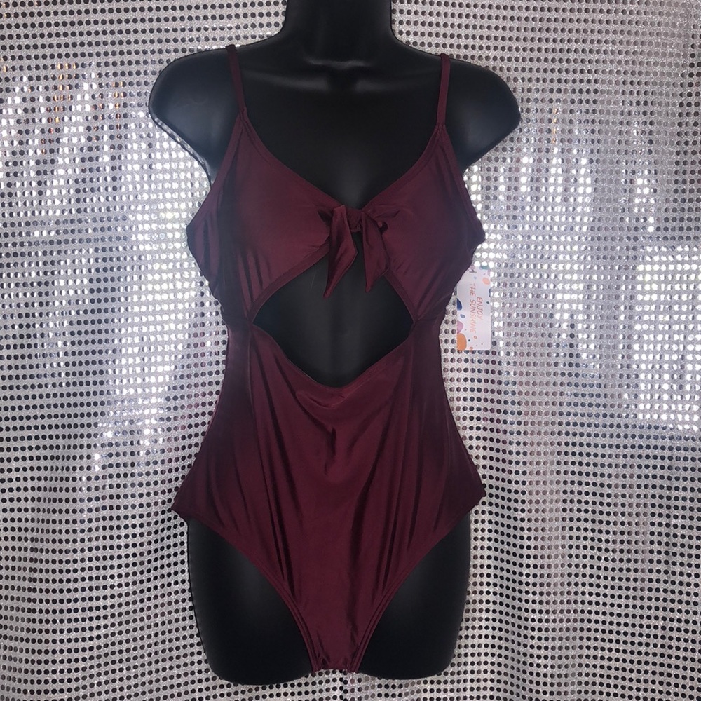 (NWT) 🔥 Maroon 🔥 Adult 🔥 Swimsuit 🔥 L 🔥